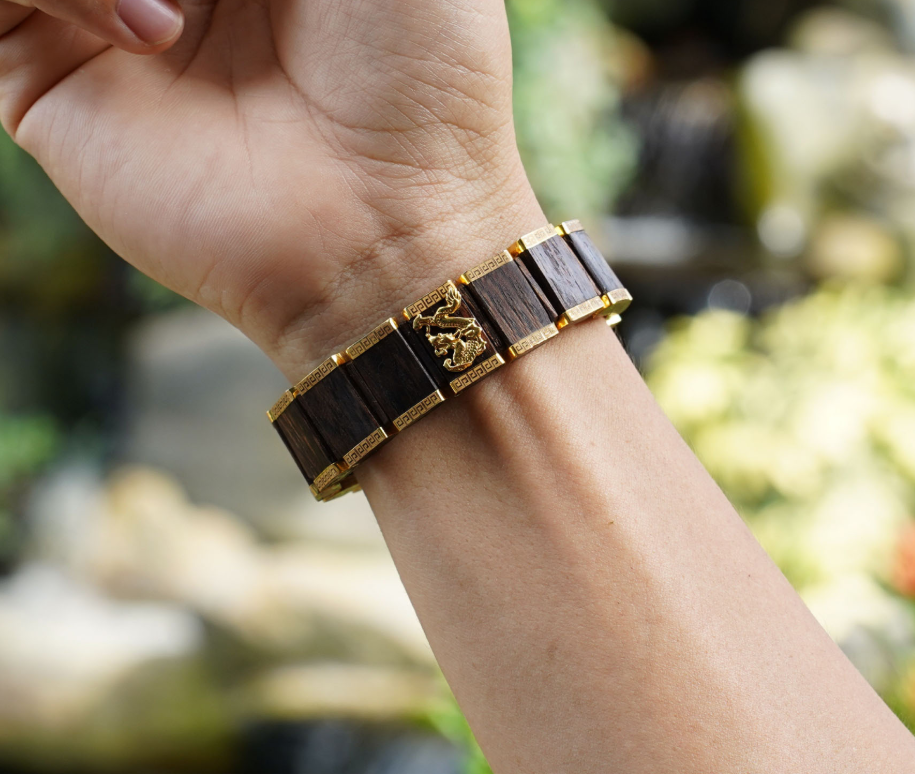 Lắc tay trầm hương bọc vàng 18k mắc xích đồng hồ 2